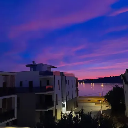 Magnolija 50m From Apartman