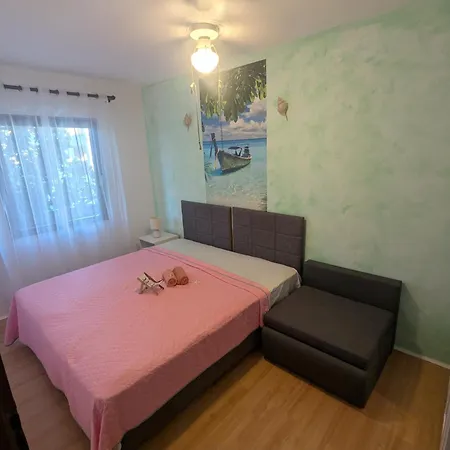 Magnolija 50m From Srima