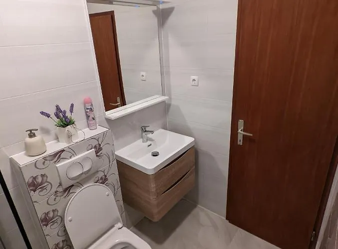 Magnolija 50m From Srima